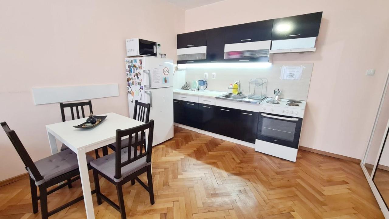 Apartamento Lovely Center 1bd, 1bt Sofía